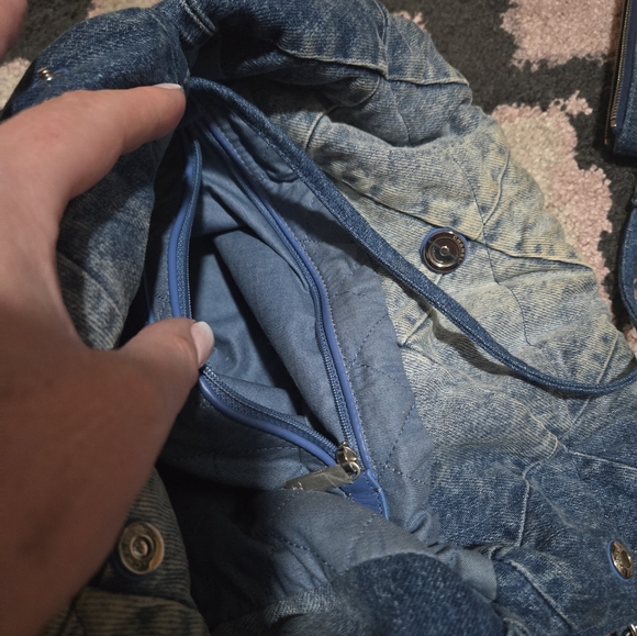 Chanel Quilted Blue Denim Shoulder Bag W/clutch - Picture 6 of 14